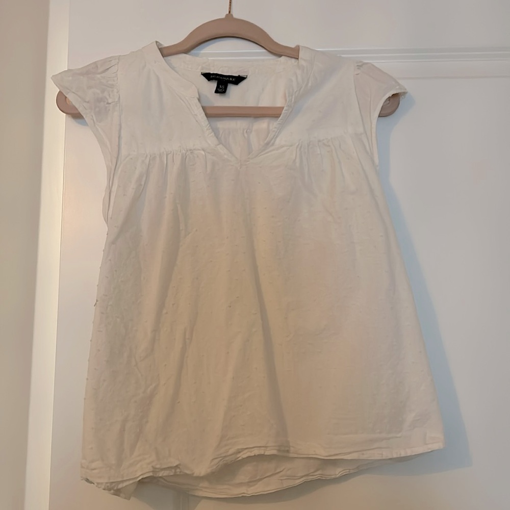Puffed sleeve, baby doll banana republic blouse